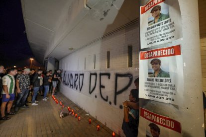 Homenaje en el estadio de El Arcangel para Álvaro Prieto. RAFA ALCAIDE