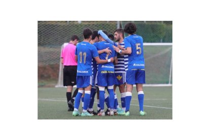 La Deportiva Ponferradina se enfrentará al CD Cacereño. L. DE LA MATA