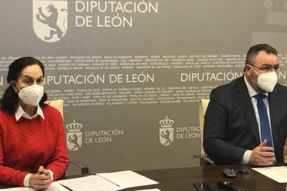 Humildad Rodríguez Otero y Eduardo Morán, ayer tras la Mesa por León, que se reunió de forma telemática. DL