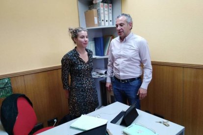 Nicanor Sen visitó la nueva oficina. CAMPOS