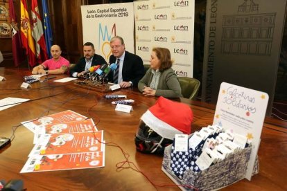 Presentación de las iniciativas solidarias en favor de Autismo León.