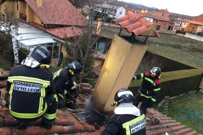 Incendio en una vivienda de Palazuelo de Torío