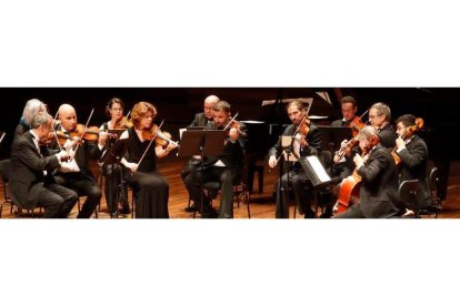 Imagen de archivo de la Orquesta de Cámara Ibérica en el Auditorio Ciudad de León. RAMIRO