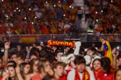 Aficionados de la selección española. RODRIGO JIMÉNEZ