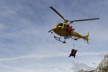 En el operativo participó también el helicóptero de emergencias. JESÚS