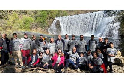 Participantes en la jornada de voluntariado. DL