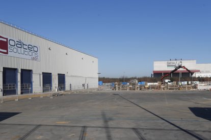 PLANTA QUE DESARROLLA EN EL POLÍGONO INDUSTRIAL DE VILLADANGOS EL GRUPO ACERERO NETWORK STEEL RESOURCES ( NSR )