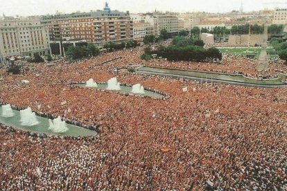 El secuestro y asesinato de Miguel Ángel Blanco en 1997 desató la gran respuesta popular. DL