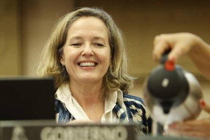 La ministra de Economía y vicepesidenta primera, Nadia Calviño. MARISCAL