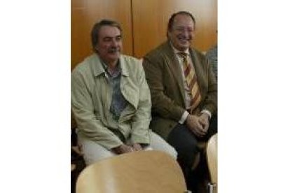 El jefe comarcal del PSOE y el delegado de la Junta en una foto de archivo