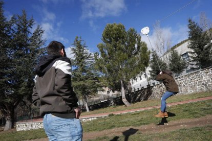 El programa va dirigido a jóvenes de entre 16 y 30 años. JESÚS F. SALVADORES