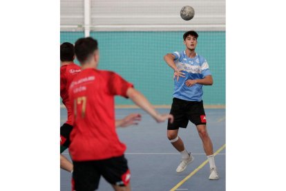 El Ademar, en un entrenamiento de esta pretemporada. FERNANDO OTERO