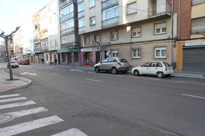 Imagen de archivo de la avenida de Mariano Andrés, calle en la que se produjo el accidente.