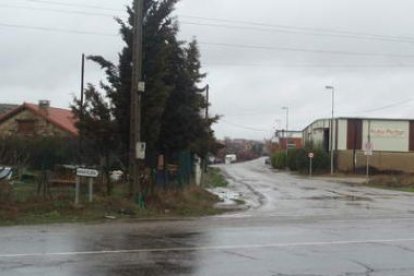 La rotonda conectará la carretera de Santander con la León-Collanzo a la altura de Navatejera