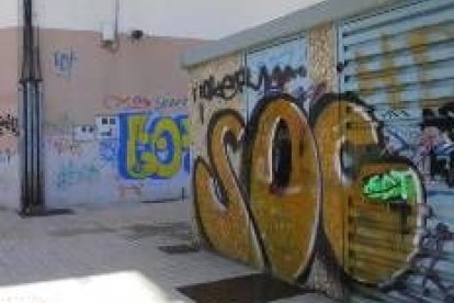 El barrio del Temple es uno de los epicentros de la movida más juvenil