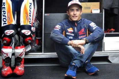 Marc Márquez posa para EL PERIÓDICO en Motegi.