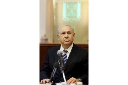 Netanyahu durante una reunión de urgencia.