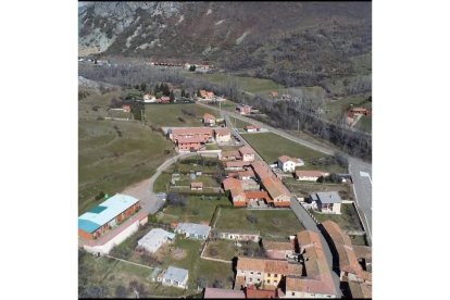 El Camino Olvidado toma especial relevancia a su paso por Vegacervera, un paraíso natural de ensueño.