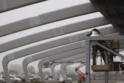 Obras en la nueva terminal de viajeros de La Virgen del Camino.