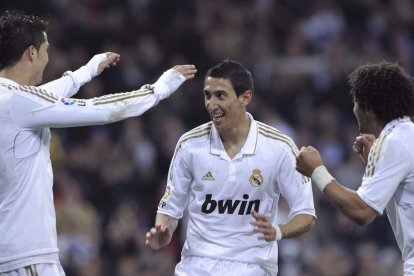 Ángel di María celebra su gol, tercero del equipo, junto a Cristiano Ronaldo y Marcelo.