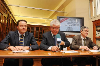 Fernando Gutiérrez, José Ángel Hermida y Graciliano Palomo.