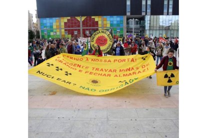 Un momento de la manifestación de ayer. J.M.GARCIA