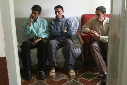 Said Oulamou, Abdelouahad Elouafi y Abdelmalek Elouafi fueron liberados por la Guardia Civil en el año 2008. Trabajaban como pastores en Cabañas Raras,  ANA F. BARREDO