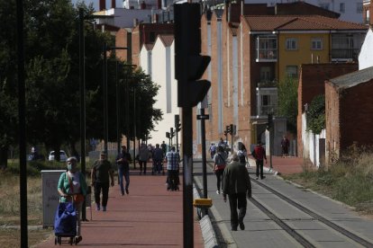 Paseo por las calles de León. FERNANDO OTERO