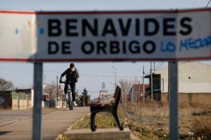 El accidente mortal se ha registrado en el término municipal de Benavides de Órbigo. DL