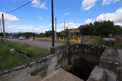 Zona donde apareció el cadáver de la mujer, ayer. ANA . BARREDO