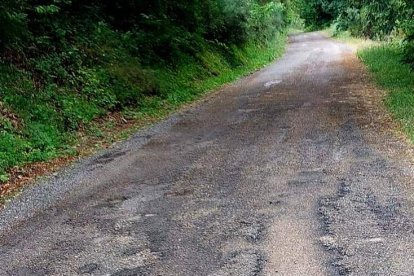 Aspecto que presenta en la actualidad el vial Balboa-Cantejeira. DL