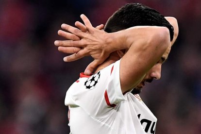 El sevillista Pablo Sarabia refleja la decepción tras caer eliminado ante el Bayern de Múnich. BRUNA