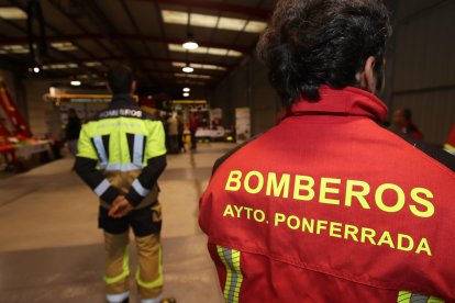 Fotografía de archivo del cuerpo de bomberos de Ponferrada. L. DE LA MATA