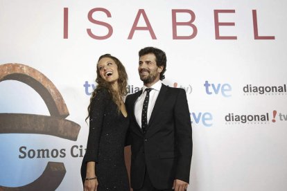 Los actores Michelle Jenner y Rodolfo Sancho serán los Reyes Católicos en la pequeña pantalla.