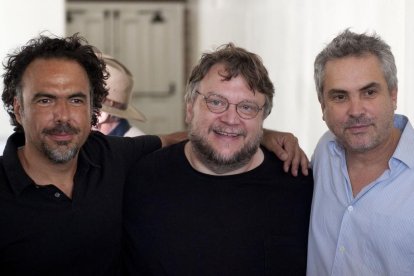 Alejandro González Iñárritu, Guillermo del Toro y Alfonso Cuarón, en Los Ángeles en el 2012.