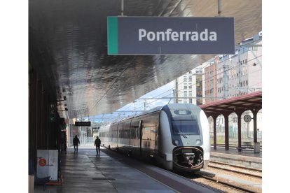 Imagen de archivo de la estación de Ponferrada. L. DE LA MATA