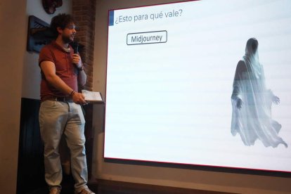 Óscar García-Olalla, ayer durante la presentación de Xeridia en el Espacio Yvium. J. NOTARIO