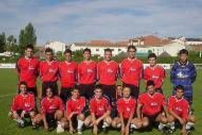 El equipo de fútbol Antoñanes lidera el grupo B del torneo comarcal