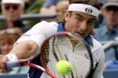 Tommy Robredo sigue pisando fuerte en Estados Unidos