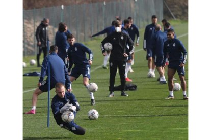 La Deportiva retornará hoy al trabajo para preparar el choque del lunes en Butarque. L. DE LA MATA