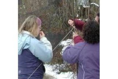 Los alumnos del curso ponen en práctica la teoría