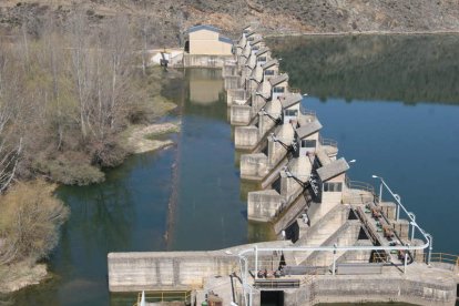 Embalse de Selga de Ordás. JESÚS F. SALVADORES