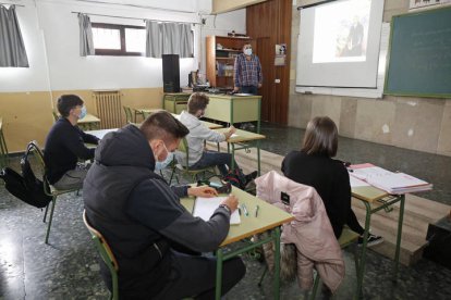 Reportaje, León pasa a la fase 3 de desescalada. F. Otero Perandones.