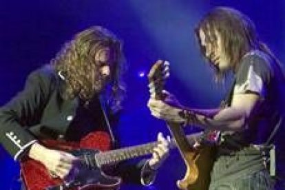 El grupo mexicano de rock Maná, durante su presentación en el Madison Square Garden de Nueva York