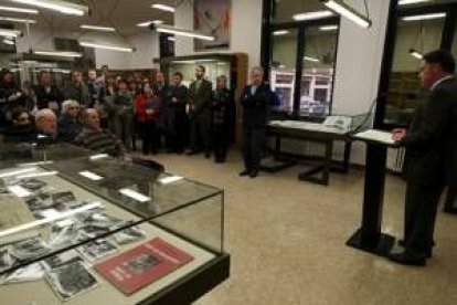 El diputado de Cultura, Marcos Martínez, inauguró la exposición