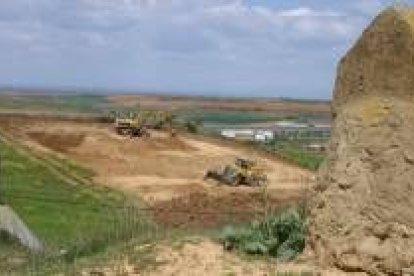 Las obras de construcción de la bodega comenzaron esta semana en Pajares de los Oteros