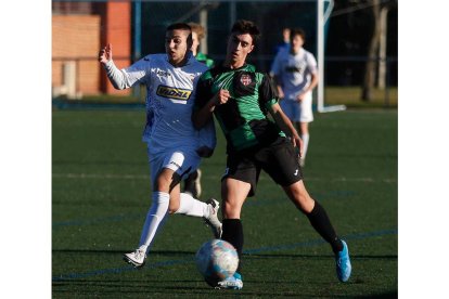 El derbi Peña-Puente Castro regresa a La Palomera. FERNANDO OTERO