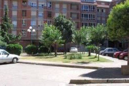 La remodelación del entorno de la plaza Romero Robledo se ejecutará en el 2006