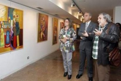 La inauguración contó con la presencia del propio artista.