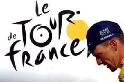 Lance Armstrong, en el podio de Besançon, durante la pasada edición del Tour de Francia